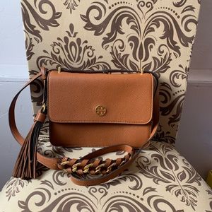 AUTHENTIC TORY BURCH BROOK PEBBLED